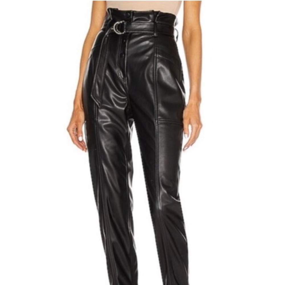 NWT House of Harlow 1960 Black Cropped Faux Leather Pants Size 6